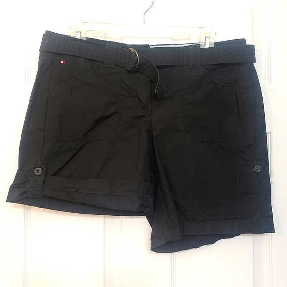 TOMMY HILFIGER ADJUSTABLE LENGTH BLACK BELTED CARGO SHORTS POCKETS SIZE 8 - Picture 2 of 10